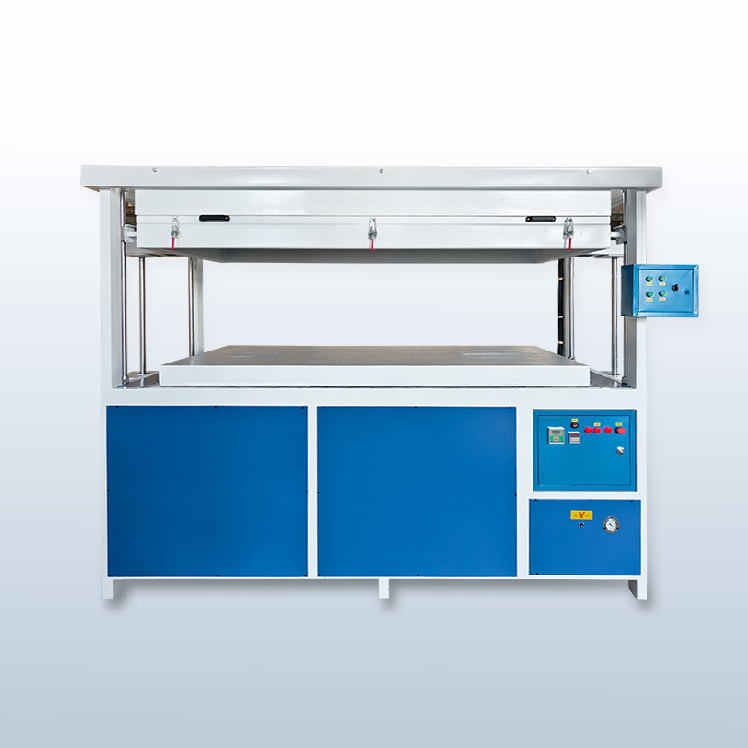 Vacuum Forming Machine