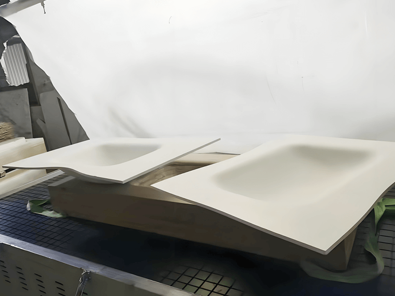 Vacuum Forming Press:Driving Transformation in Manufacturing